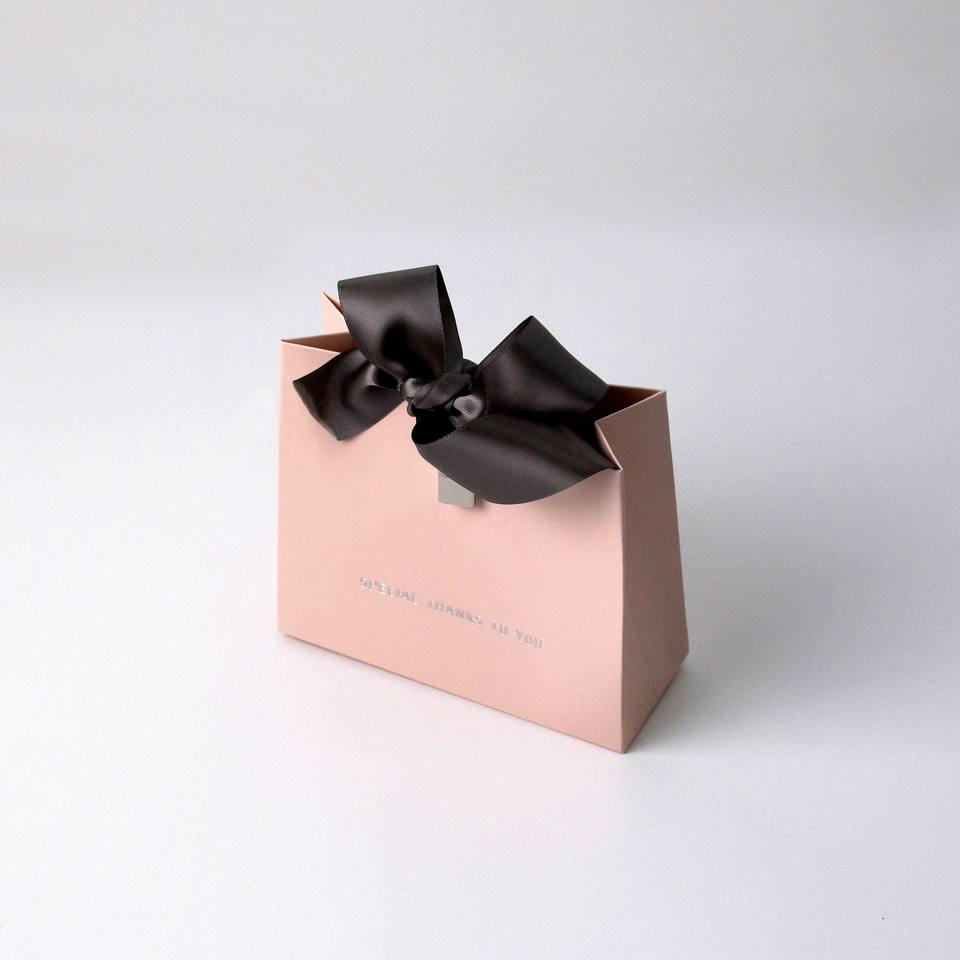 Custom Logo Gravure Printing Christmas Gift Bags With Logo Shopping Bag Hard Paper Bag