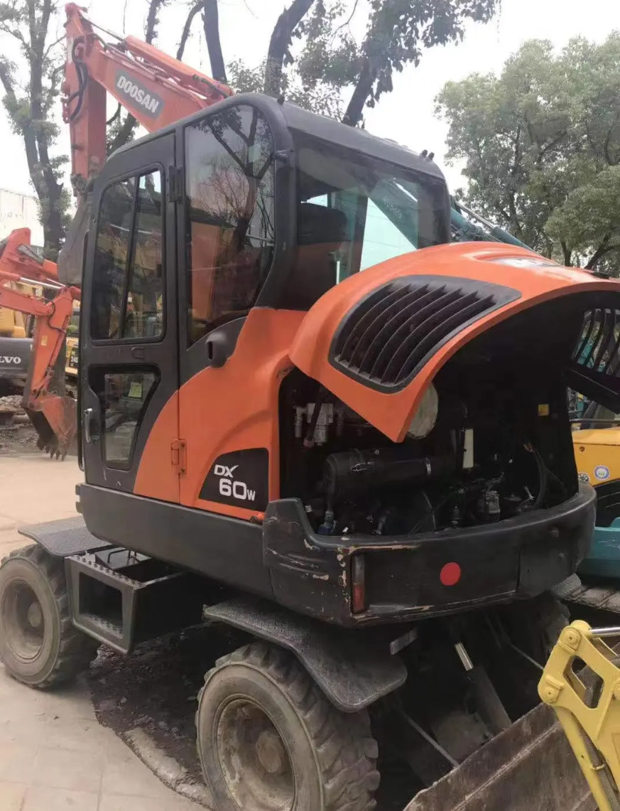 Second Hand Doosan EX60W 2018 Year Wheeled Excavator