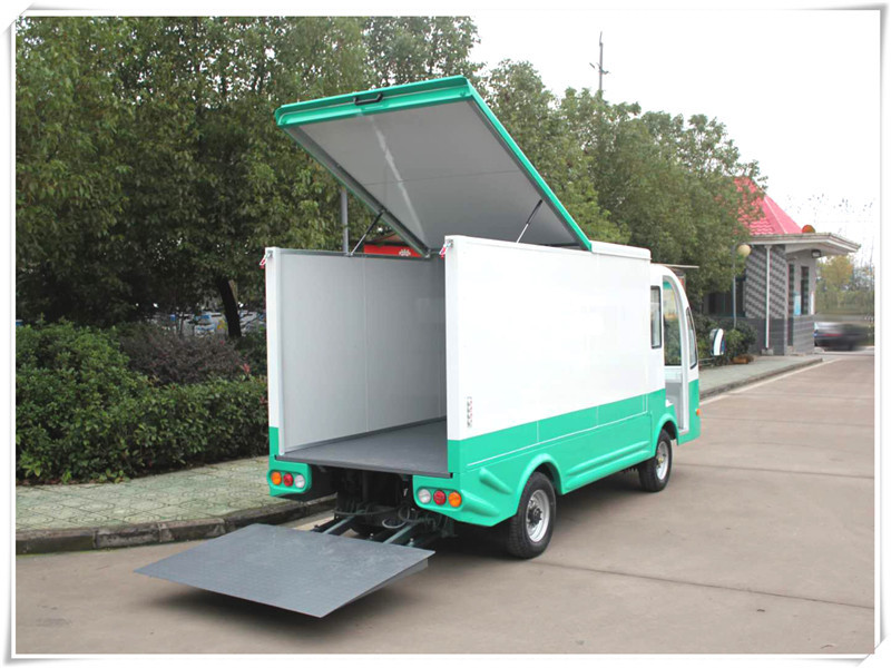 Electric Four Wheel Garbage Transfer Vehicle 30km/H Top Speed