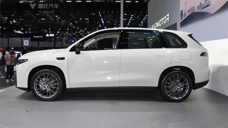 Pre Sale Leapmotor'S First Global SUV 530 Km Of Range Leapmotor C10 2024 New Energy Vehicle