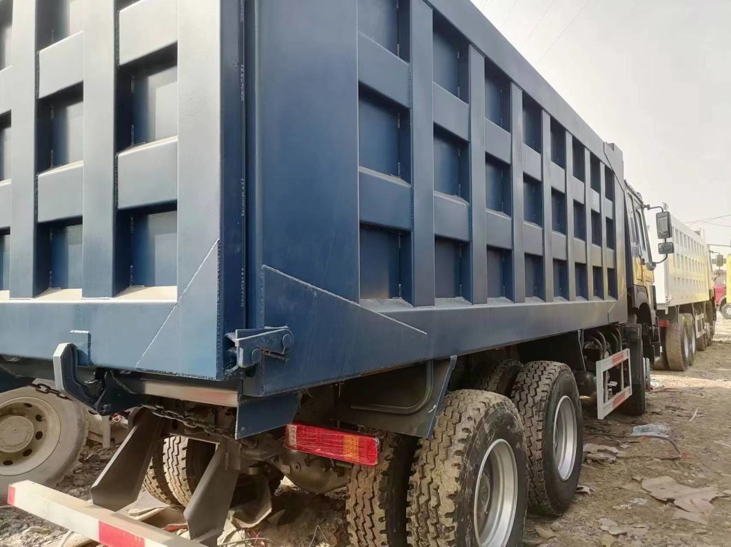 Dump Truck HOWO 8*4 440HP 12tyres Heavy Load Capacity New Bucket Sinotruk Dump Truck