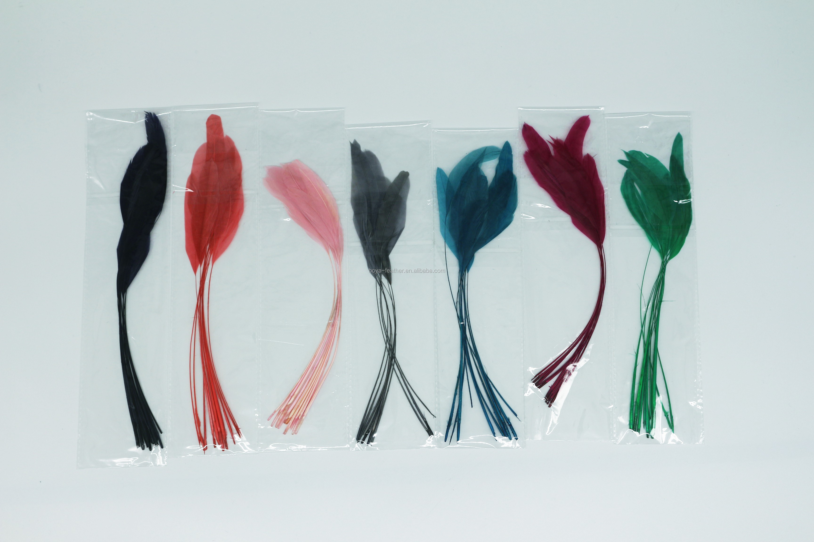 8-10 inch Chicken Feather Party Decoration Stripped Coque Create a Stunning Atmosphere