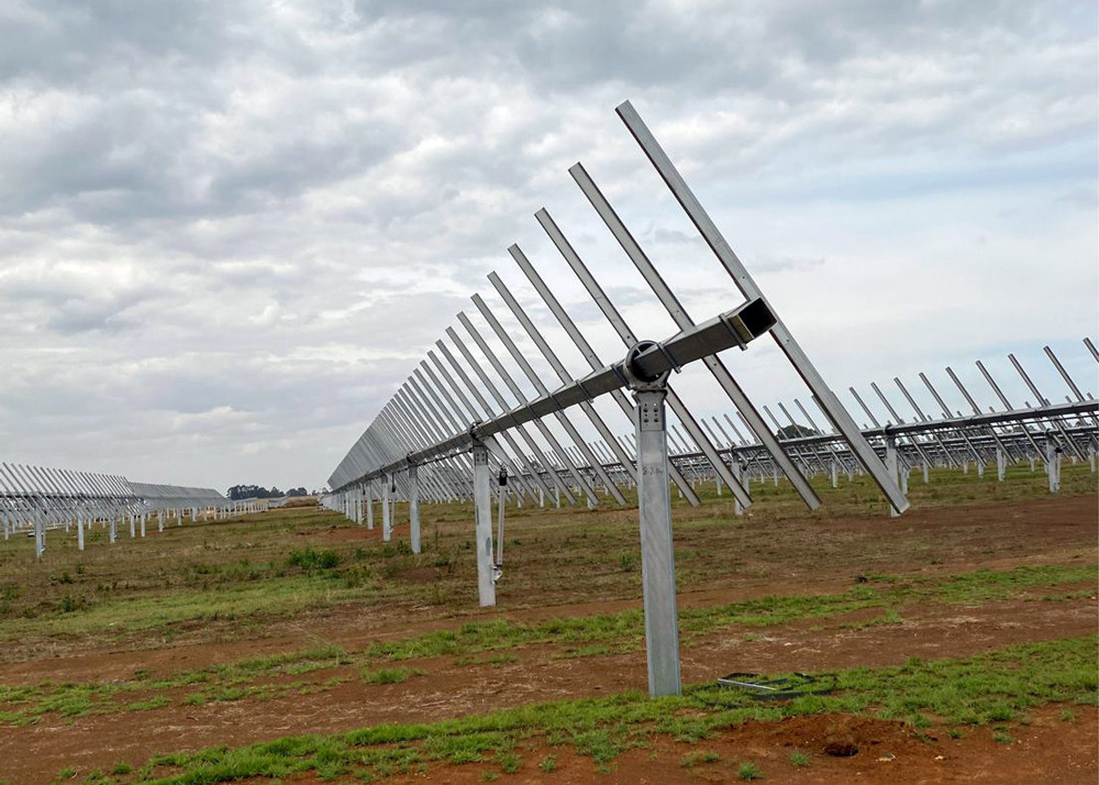 Custom Single Axis Solar Tracker Ground Solar Panel Mounting Tracker System