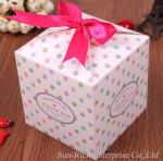 Wholesale Valentine's day gift box with pink Ribbon