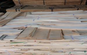 Quality Sliced MDF Veneer , Natural Golden Birch Veneer For Furniture wholesale