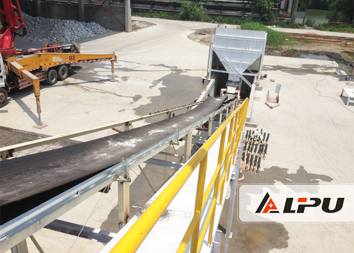 Horizontal or Inclined Mining Conveyor Systems Belt Conveyor in Coal Mining Metallurgy