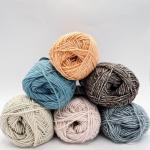 80% Cotton Jet Yarn Soft Fluffy Blanket Handmade Chunky Yarn
