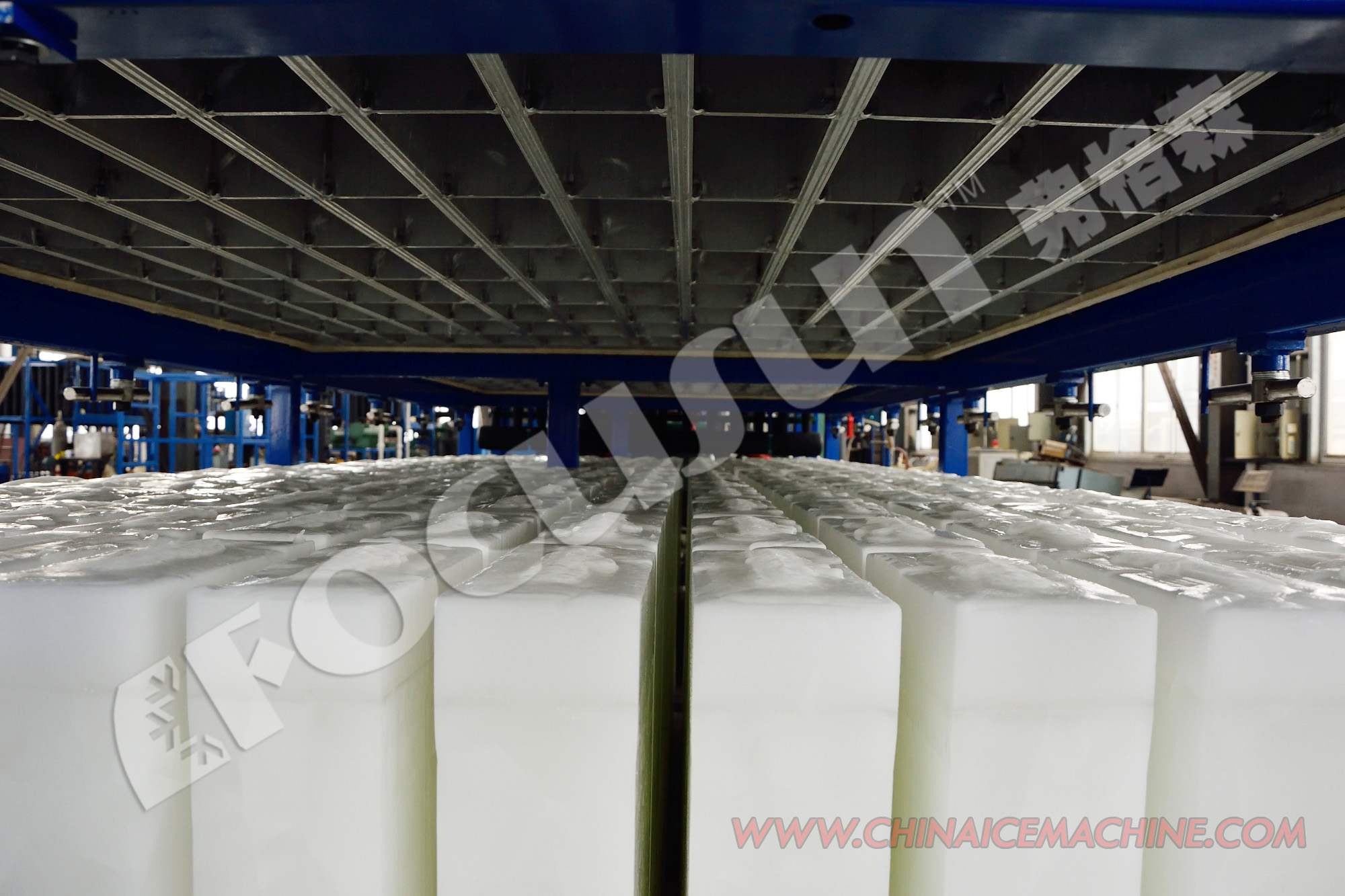 3000kg Focusun Auto Block Ice Maker with Bitzer Compressor and Other Ice Storage Capacity