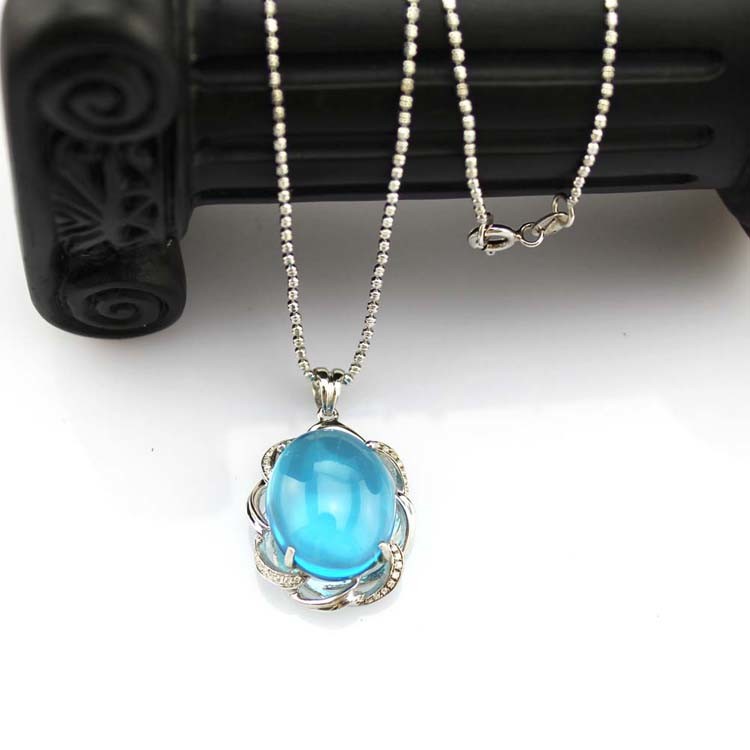 Women Fashion Jewelry Oval Dome Blue Topaz Cubic Zircon 925 Silver Pendant Necklace (P42)