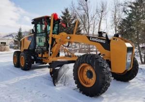 Quality 190hp Motor Grader Machine 4180D 3960mm Blade For Snow Removing In Russia wholesale