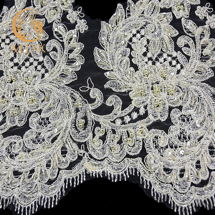 Knitting Beaded Lace Trim Hand Made 20% Polyester 135cm Width For Dress