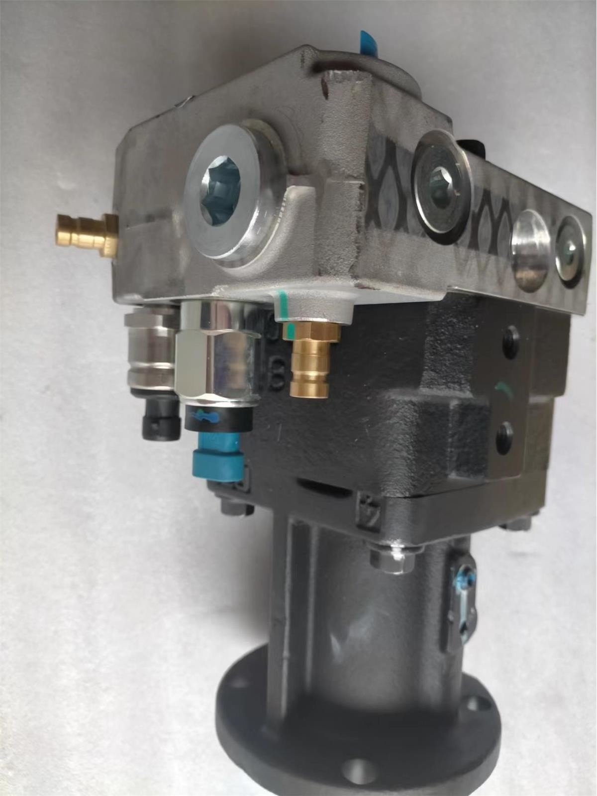 Genuine Original 6D170E Engine Fuel Pump 6560-71-1102 For Komatsu