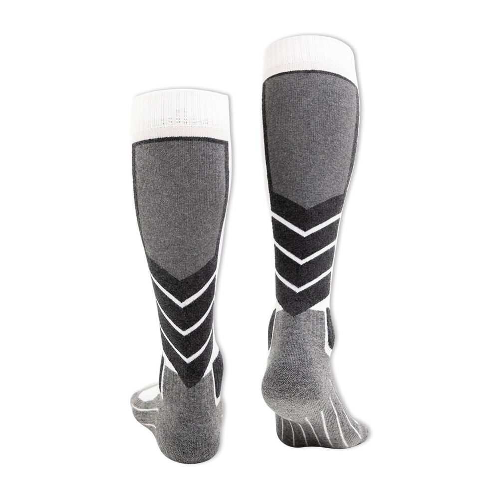 Custom Logo men sport socks breathable compression anti slip Ski Running Basketball Sport Socks