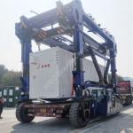 Q355 Steel Electric Straddle Carrier Hydraulic Lifting Vehicle Container