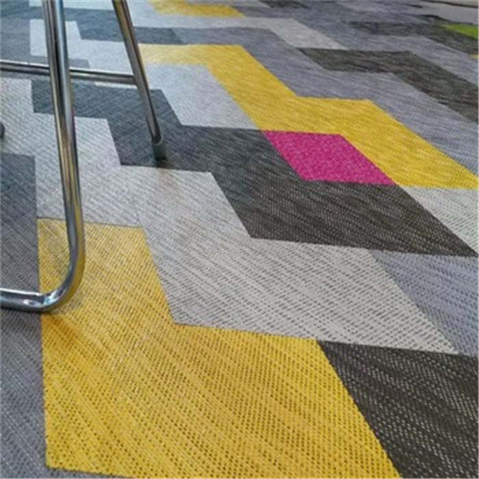 Eco Friendly Pvc Woven Vinyl Flooring Home Use Tear Resistant 20m Length