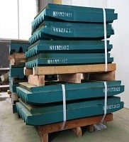 Mn18Cr2 GP300 GP300S Cone Crusher Mantle Concave Parts For Crusher Machine Type Crusher