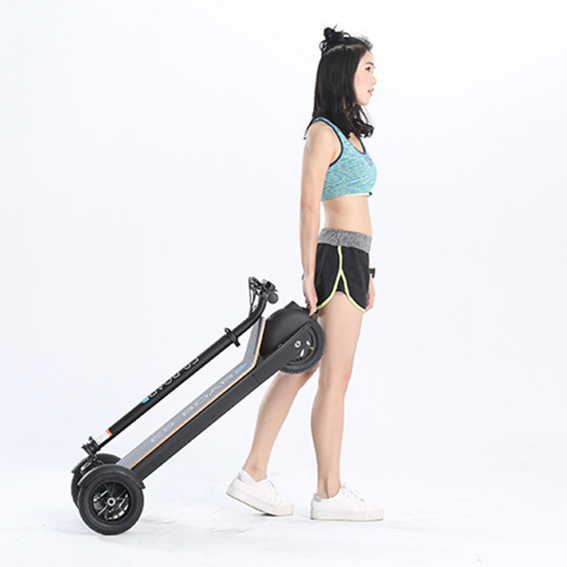 8.5 Inch Powerful Electric Scooter Three Wheels 8.0AH / 8.8AH Lithium Battery With CE