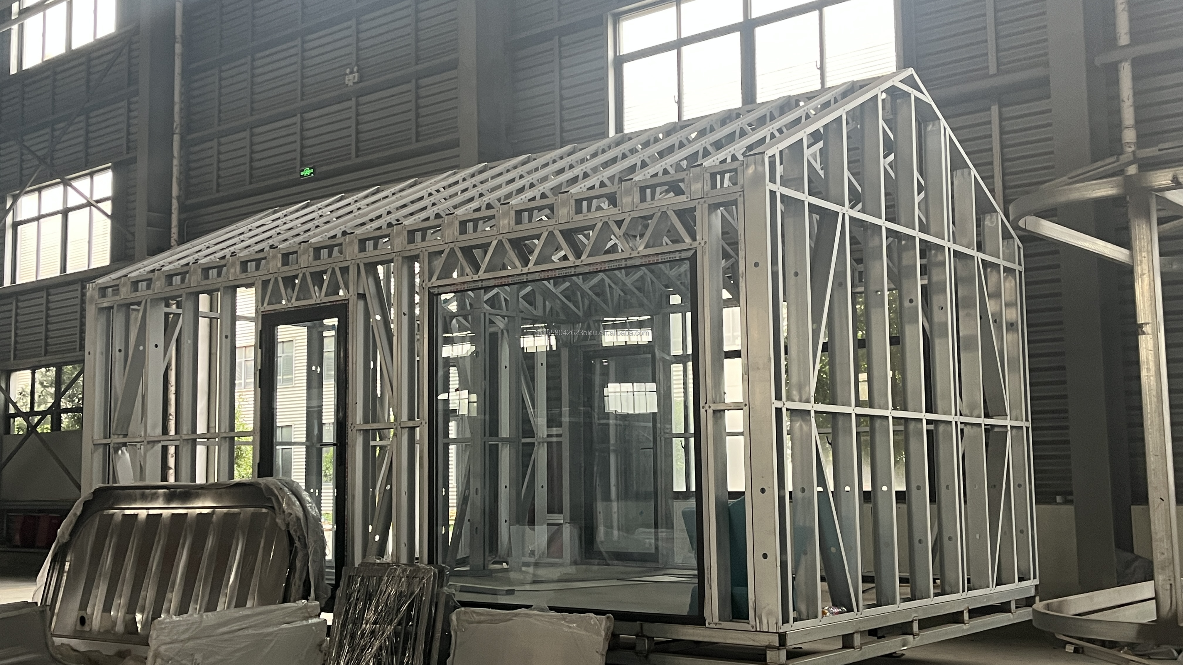 Fast-Installed Two-Storey Prefab Villa with A-Frame Design and Triangle Container Made of Galvanized Steel Square Tubes