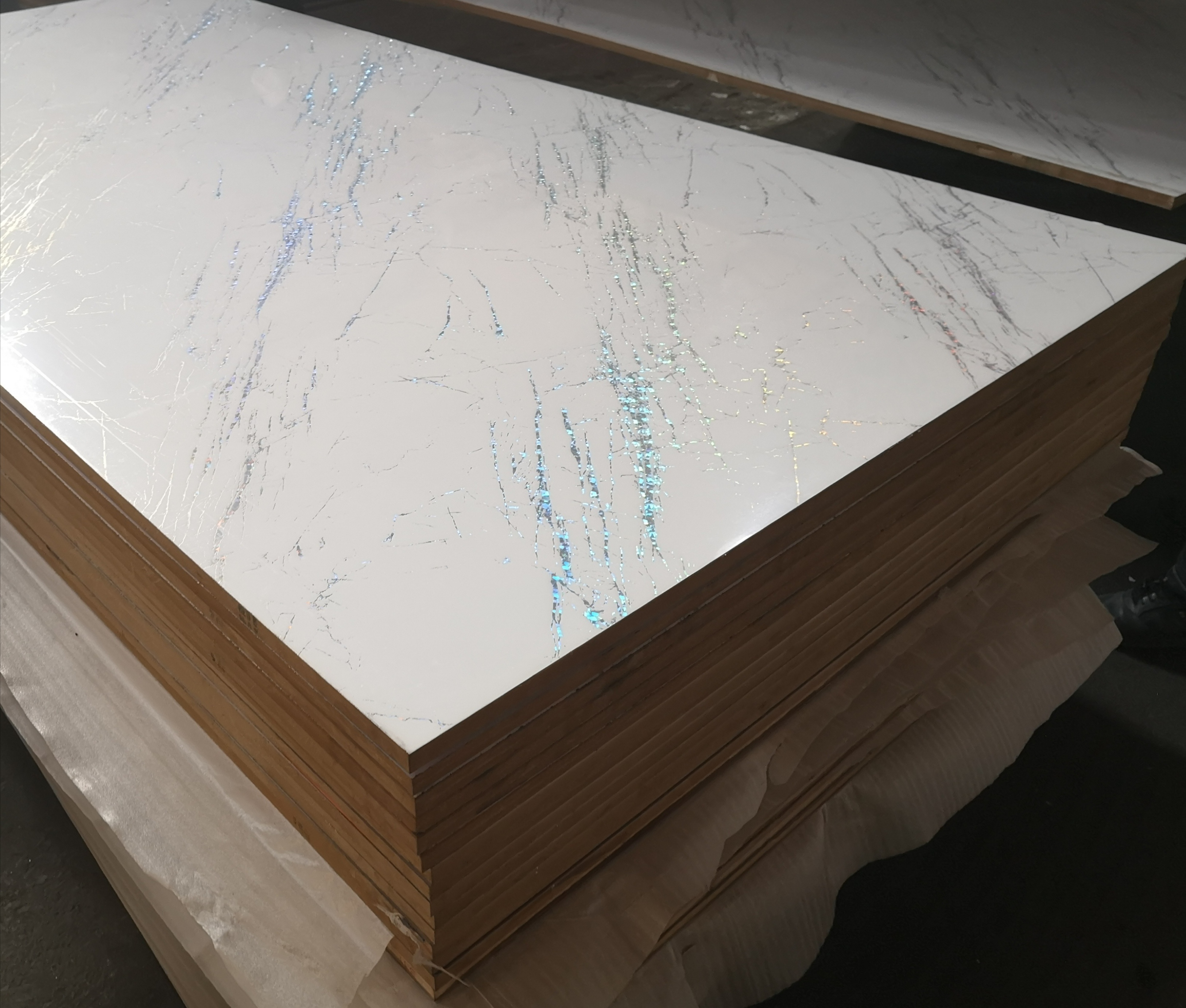 Marble color High gloss 18mm 12mm laminate furniture acrylic mdf boards in china