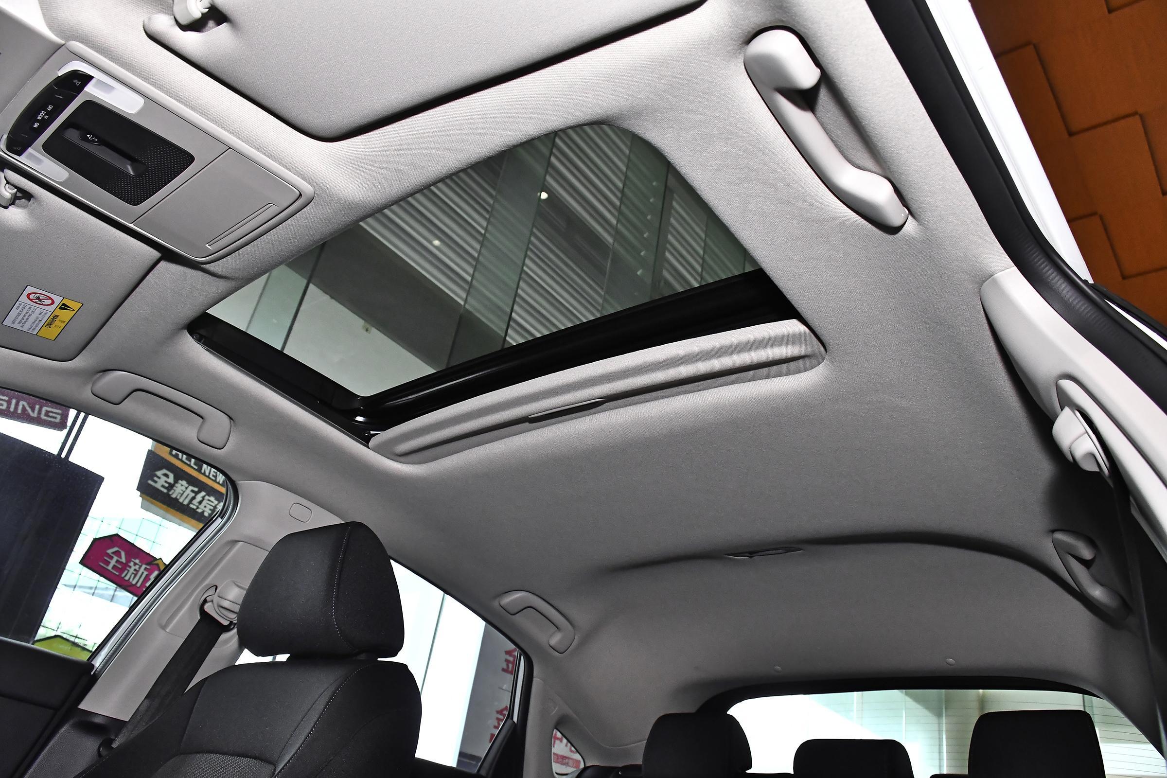 2024 2023 Hondas Integra Gasoline Car Xingge Curb Weight 1000kg-2000kg Electric Adjustment Rearview Mirror Max Speed 208km/h