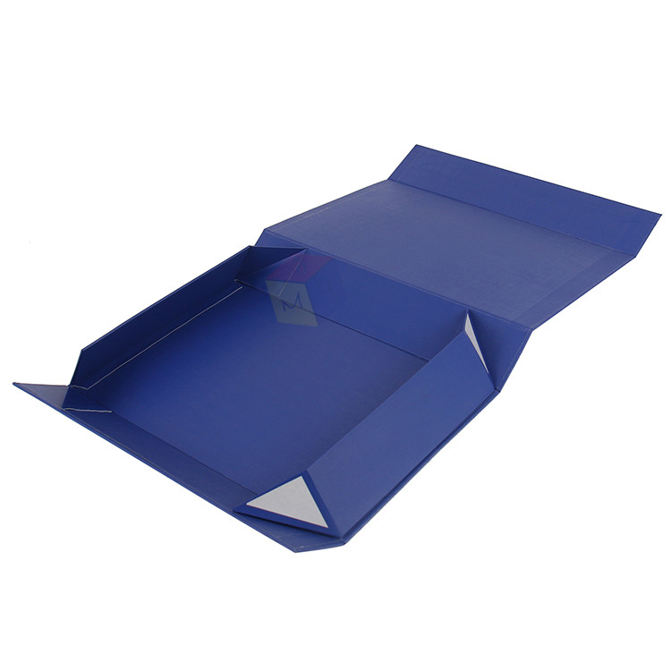 Eco Friendly Custom Logo Foldable Clothing Tshirt Garment Packaging Box Magnetic Rigid Cardboard