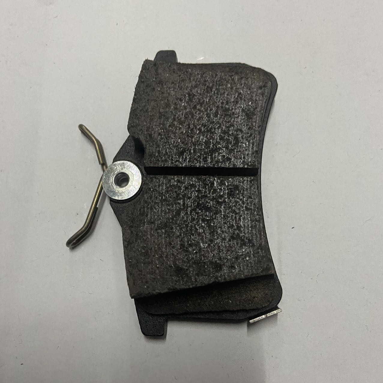 ROEWE I6 and MG5 Rear Brake Pads OE 10400936 for Customer Requirements