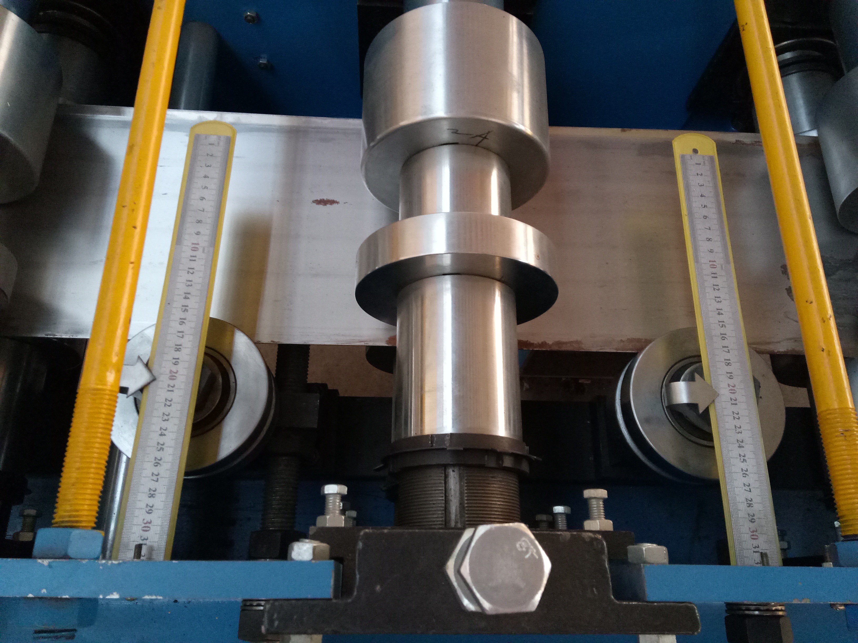 Light Steel Gauge Metal Stud And Track Roll Forming Machine size adjustable CE
