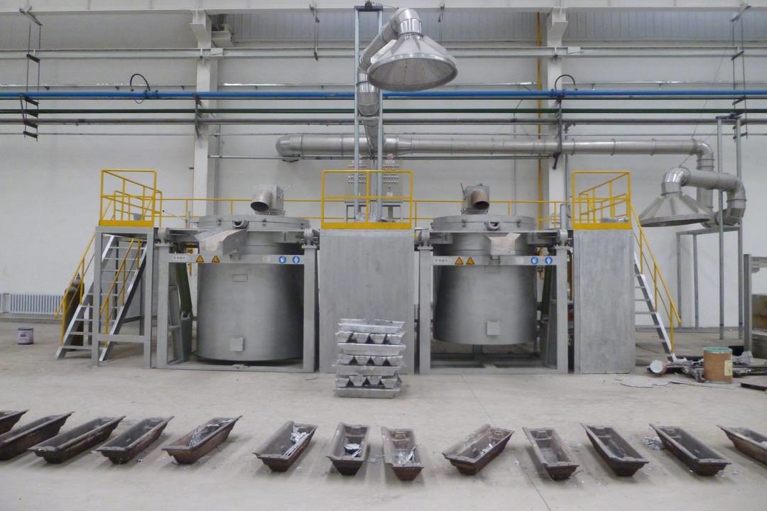 Regenerative Aluminum Crucible Furnace High Temperature Control Accuracy ±5°C