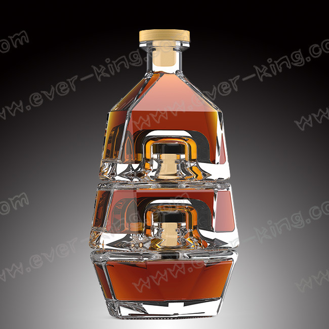 OEM 750ml Brandy Glass Bottle With Plastic Screw Top