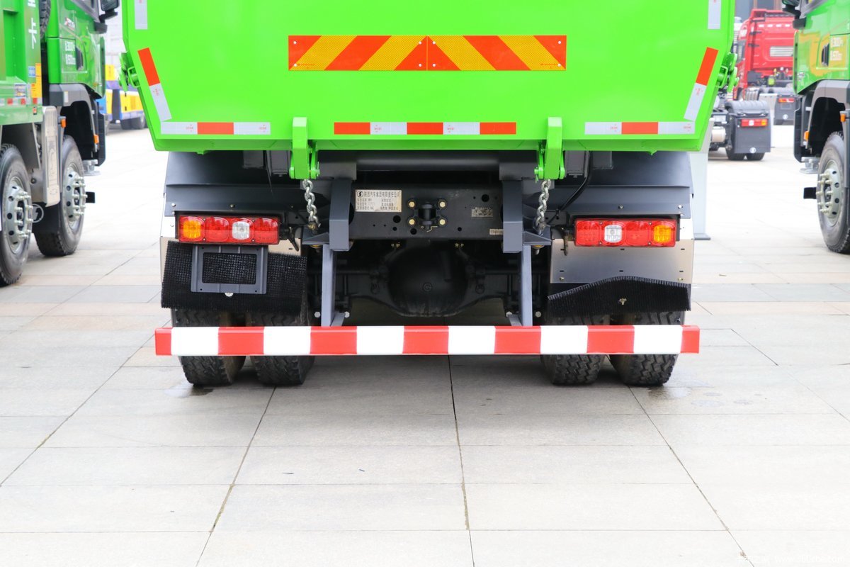 2021 Model Shacman X3000 8x4 Dump Truck 12 Wheeler with FAST 10JSD180 Transmission