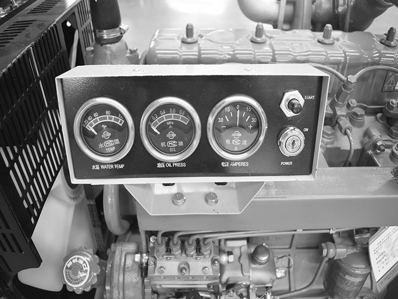 100KW /125KVA 1500 Rpm Speed 3 Phase Water Cooled Diesel Generator