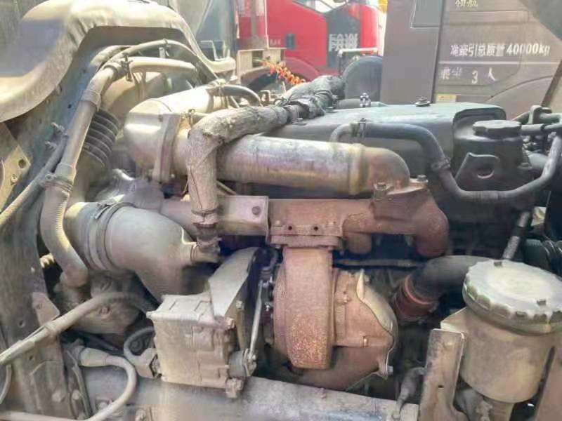ISUZU Cargo Truck Second Hand Box Type Truck Fast Gearbox 9.6m Length