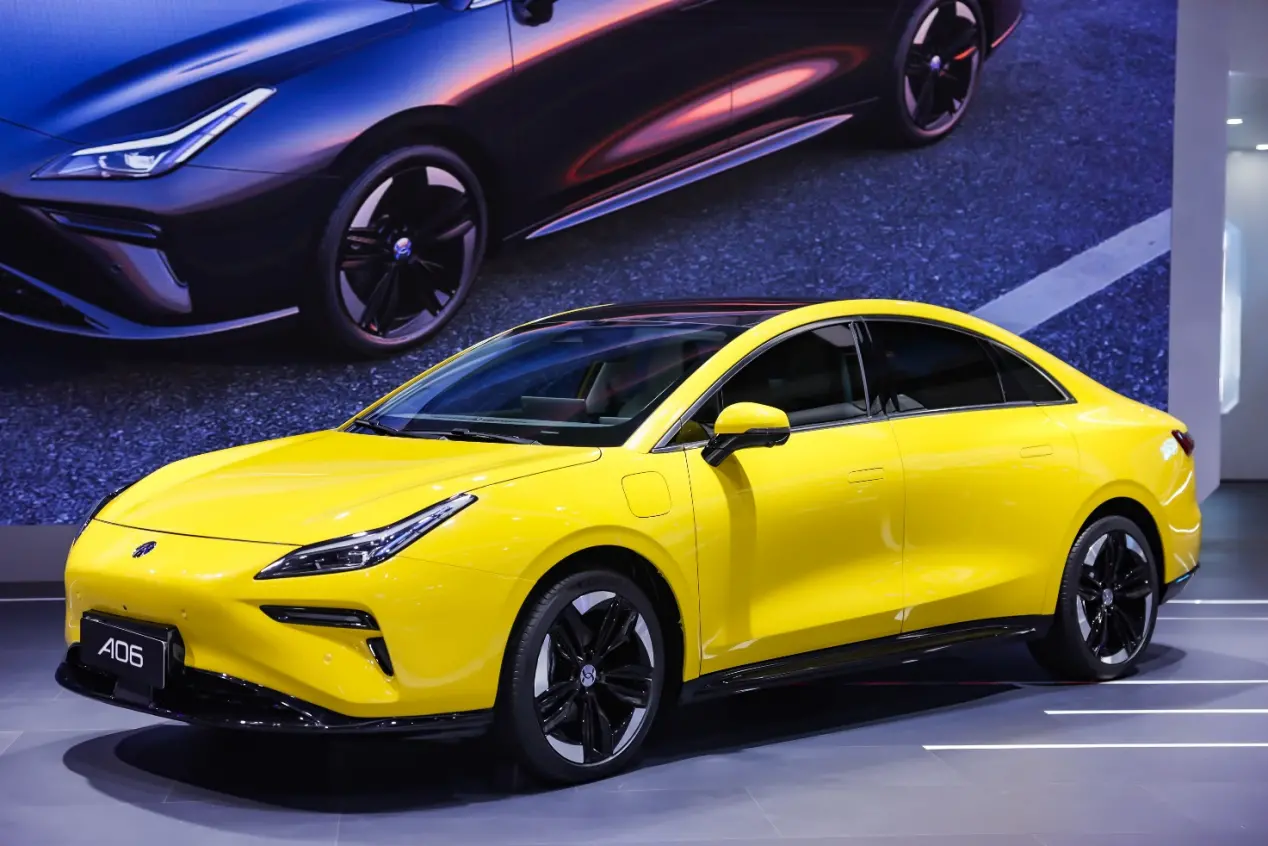 Affordable Stock HYCAN A06 EV Car with 0.5 Hour Fast Charging Time and Lithium Battery