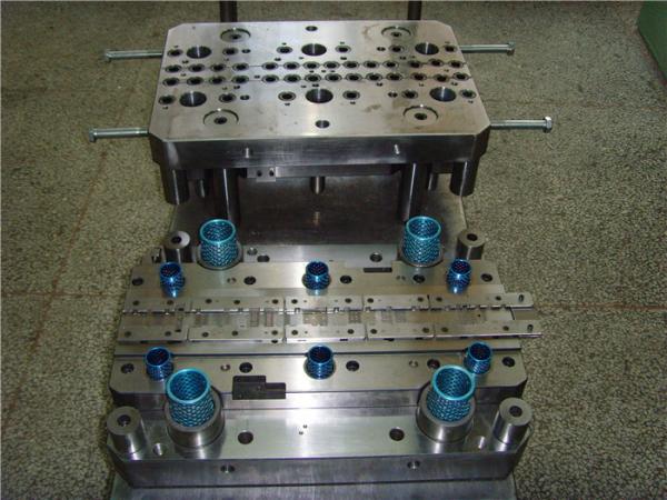 High Accuracy Automotive Stamping Dies Auto Piercing Blanking Mould Tungsten
