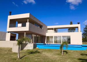 Quality Prefabricated Construction Building House Kit With Light Steel Frame House Three Or Four Bedrooms Villa wholesale