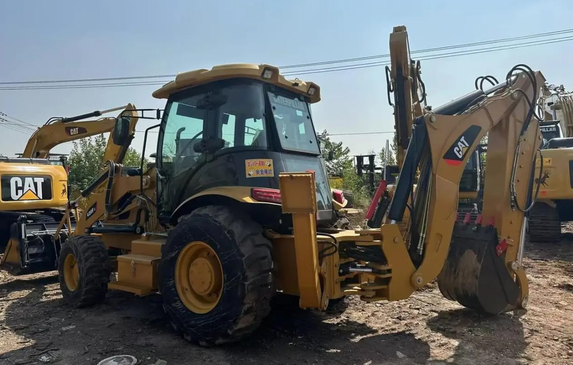 Front Second-Hand Excavator Loader JBC Carter 420