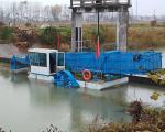One-Person-Operated Cleaning Boat Low Fuel Consumption