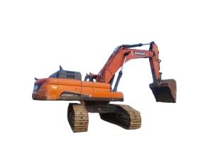 Quality 2019 Doosan520 Excavator The Ultimate Earthmoving Machine for Heavy-Duty Construction wholesale