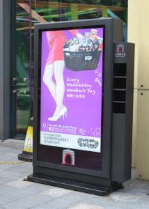 Quality 2500 nits High Brightness 65 inch Double Sided Outdoor Digital Totem , 4K Resolution wholesale