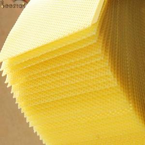 Quality Food Grade B Bees Wax Honeycomb Sheets Beeswax Foundation Sheet Natural wholesale