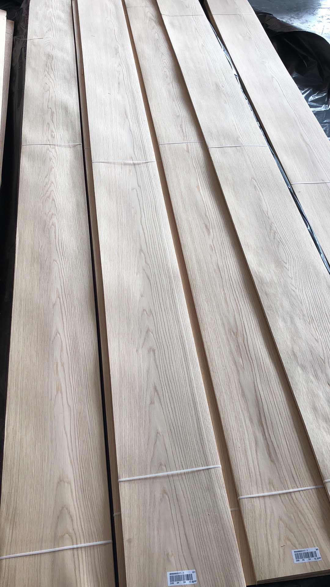 Wholesale 0.45mm A/AA Wood Veneer White Oak Wood Veneer Sheets Natural decorative wood veneer