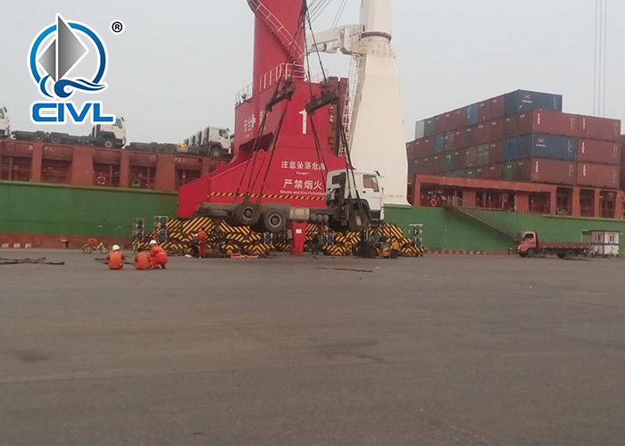 SINOTRUK HOWO 6X4 Cargo Truck Engine 290HP-371HP .EUROII/EUROIII LHD OR RHD new truck