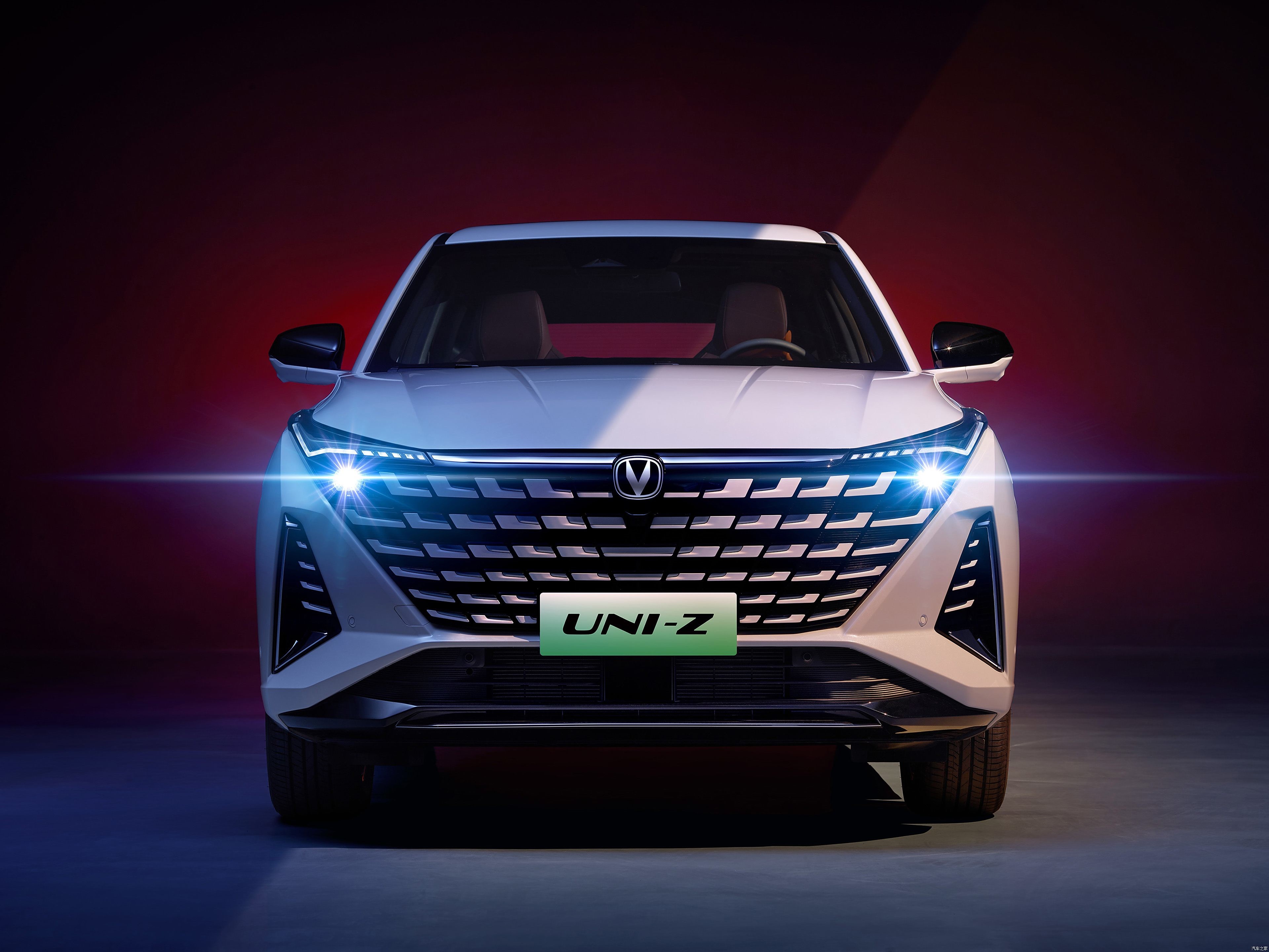 Changan UNI-Z Compact Plug-in Hybrid SUV CLTC Reaches 1200KM!