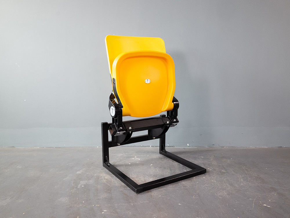 TUV Standard Riser Mounted Brackets Plastic Stadium Chair