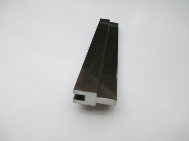 Black Electrophoresis Aluminum Extrusion Profiles 8 - 12μm Film Thickness Nice Appearance