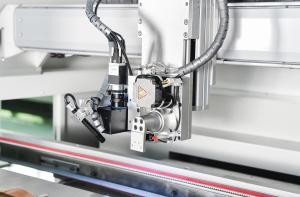 China CCD positioning 1000mm/S Auto Glue Dispenser Machine With Actuating Motor on sale