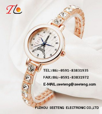 Simple clean design wrist watch with pu leather strap and groove dial for ladies