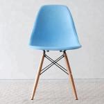 High Density Polypropylene Plastic Dining Chairs With Wooden Legs