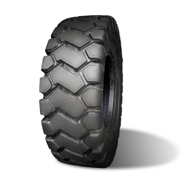 17.5-25 OTR 3T Loader Forklift Tyre Tailand Rubber 20Ply 26mm Tread Mud Terrain