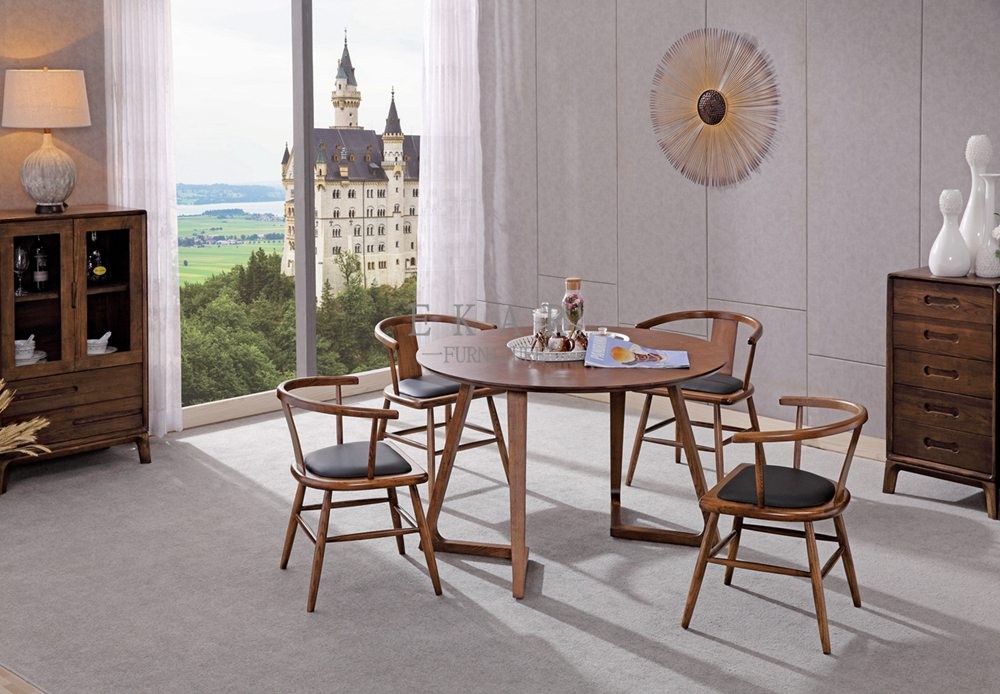 European Modern Ash Wood Round Dining Table Set